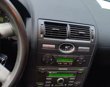 Форд Мондео 2006 в Калуше на Automoto.ua Черный Форд Мондео, объемом двигателя 1.8 л и пробегом 238 тыс. км за 4700 $, фото 1 на Automoto.ua