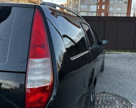 Черный Форд Мондео, объемом двигателя 2 л и пробегом 323 тыс. км за 4250 $, фото 5 на Automoto.ua