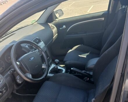 Черный Форд Мондео, объемом двигателя 2 л и пробегом 225 тыс. км за 3500 $, фото 4 на Automoto.ua