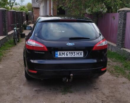 Черный Форд Мондео, объемом двигателя 1.6 л и пробегом 288 тыс. км за 6000 $, фото 7 на Automoto.ua