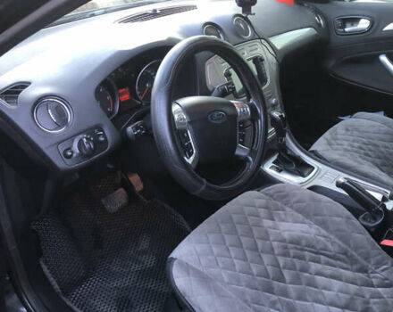 Черный Форд Мондео, объемом двигателя 2 л и пробегом 270 тыс. км за 5800 $, фото 16 на Automoto.ua