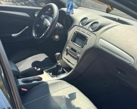 Черный Форд Мондео, объемом двигателя 2 л и пробегом 380 тыс. км за 5300 $, фото 3 на Automoto.ua