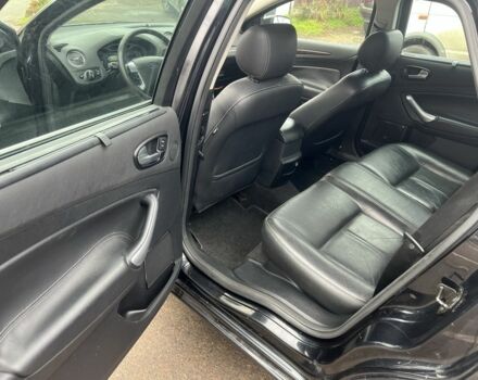 Черный Форд Мондео, объемом двигателя 2 л и пробегом 250 тыс. км за 3450 $, фото 6 на Automoto.ua