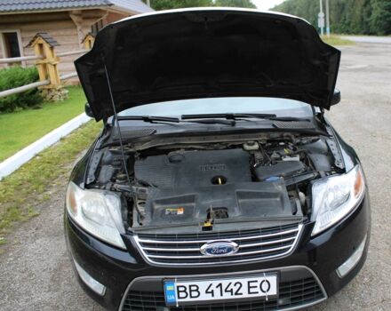 Чорний Форд Мондео, об'ємом двигуна 1.8 л та пробігом 295 тис. км за 4600 $, фото 13 на Automoto.ua