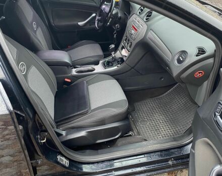 Чорний Форд Мондео, об'ємом двигуна 2 л та пробігом 270 тис. км за 4300 $, фото 8 на Automoto.ua