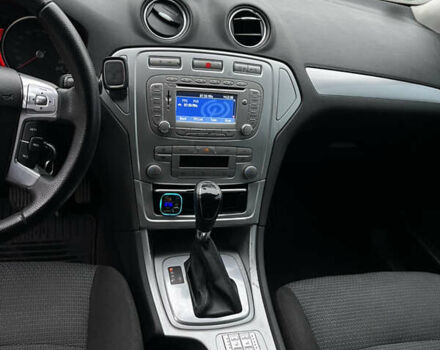 Черный Форд Мондео, объемом двигателя 2 л и пробегом 331 тыс. км за 7500 $, фото 11 на Automoto.ua