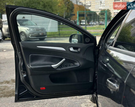 Чорний Форд Мондео, об'ємом двигуна 2 л та пробігом 265 тис. км за 8600 $, фото 25 на Automoto.ua