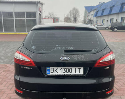 Черный Форд Мондео, объемом двигателя 2 л и пробегом 290 тыс. км за 6600 $, фото 8 на Automoto.ua