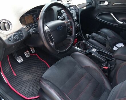 Черный Форд Мондео, объемом двигателя 2.2 л и пробегом 325 тыс. км за 7900 $, фото 6 на Automoto.ua