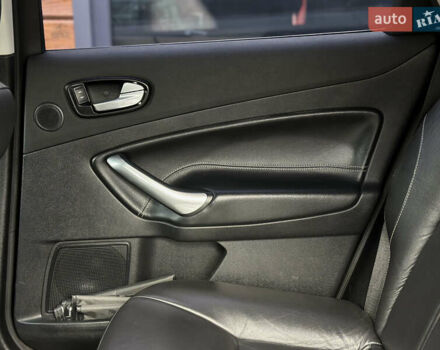 Чорний Форд Мондео, об'ємом двигуна 2 л та пробігом 265 тис. км за 8600 $, фото 51 на Automoto.ua