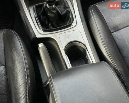 Чорний Форд Мондео, об'ємом двигуна 2 л та пробігом 265 тис. км за 8600 $, фото 45 на Automoto.ua