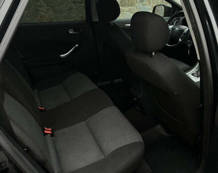 Черный Форд Мондео, объемом двигателя 2 л и пробегом 331 тыс. км за 7500 $, фото 15 на Automoto.ua