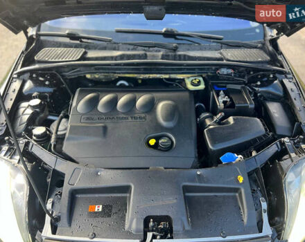 Черный Форд Мондео, объемом двигателя 2 л и пробегом 250 тыс. км за 6750 $, фото 14 на Automoto.ua