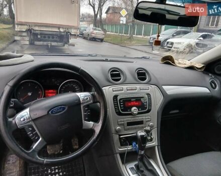 Черный Форд Мондео, объемом двигателя 2 л и пробегом 379 тыс. км за 5500 $, фото 8 на Automoto.ua