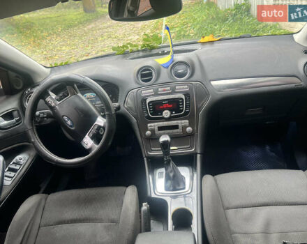 Форд Мондео 2008 в Чернигове на Automoto.ua Черный Форд Мондео, объемом двигателя 2 л и пробегом 324 тыс. км за 7000 $, фото 8 на Automoto.ua