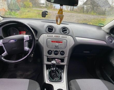 Чорний Форд Мондео, об'ємом двигуна 2 л та пробігом 270 тис. км за 4300 $, фото 14 на Automoto.ua