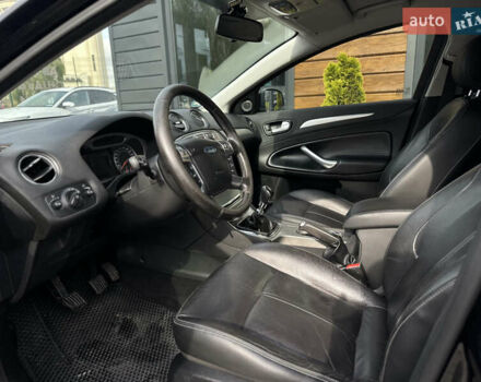 Чорний Форд Мондео, об'ємом двигуна 2 л та пробігом 265 тис. км за 8600 $, фото 30 на Automoto.ua