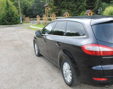 Чорний Форд Мондео, об'ємом двигуна 1.8 л та пробігом 295 тис. км за 4600 $, фото 3 на Automoto.ua