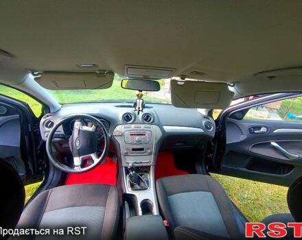 Черный Форд Мондео, объемом двигателя 1.8 л и пробегом 215 тыс. км за 6200 $, фото 2 на Automoto.ua