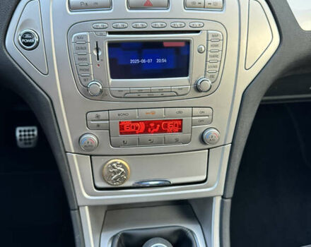 Черный Форд Мондео, объемом двигателя 2.2 л и пробегом 332 тыс. км за 6900 $, фото 17 на Automoto.ua