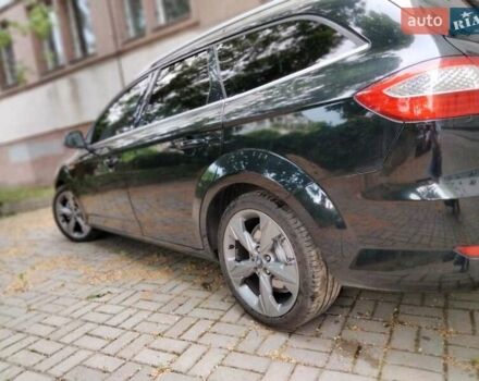 Черный Форд Мондео, объемом двигателя 2.18 л и пробегом 340 тыс. км за 8800 $, фото 10 на Automoto.ua