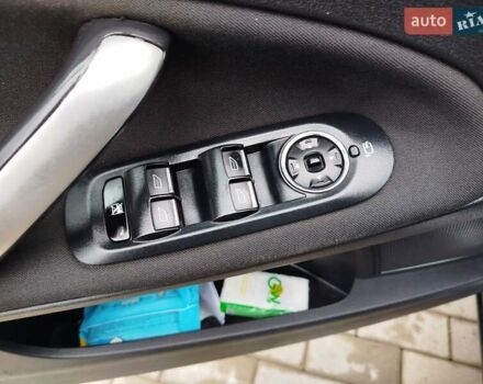 Чорний Форд Мондео, об'ємом двигуна 2 л та пробігом 286 тис. км за 6300 $, фото 13 на Automoto.ua