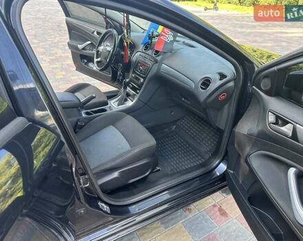 Черный Форд Мондео, объемом двигателя 2 л и пробегом 280 тыс. км за 7100 $, фото 7 на Automoto.ua