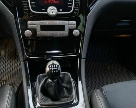 Черный Форд Мондео, объемом двигателя 2 л и пробегом 238 тыс. км за 7850 $, фото 16 на Automoto.ua