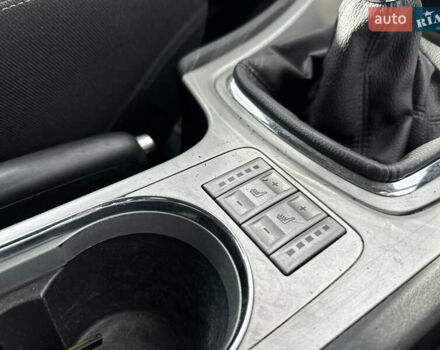 Чорний Форд Мондео, об'ємом двигуна 2 л та пробігом 285 тис. км за 4500 $, фото 14 на Automoto.ua