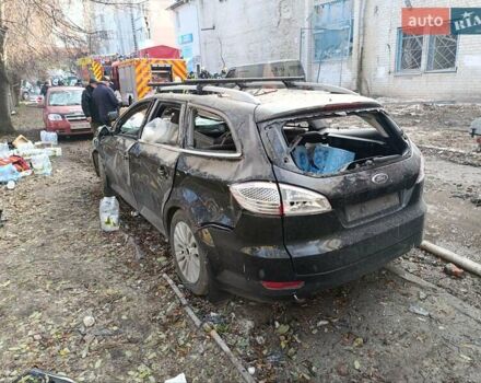 Черный Форд Мондео, объемом двигателя 2 л и пробегом 330 тыс. км за 2500 $, фото 1 на Automoto.ua