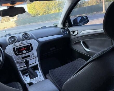 Черный Форд Мондео, объемом двигателя 2 л и пробегом 330 тыс. км за 7100 $, фото 19 на Automoto.ua