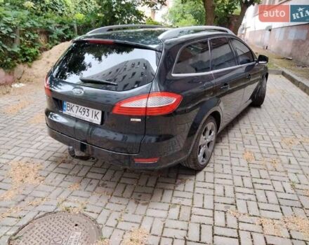 Черный Форд Мондео, объемом двигателя 2.18 л и пробегом 340 тыс. км за 8800 $, фото 12 на Automoto.ua