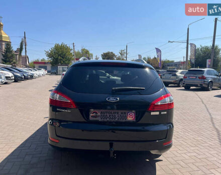 Черный Форд Мондео, объемом двигателя 2 л и пробегом 217 тыс. км за 7700 $, фото 5 на Automoto.ua