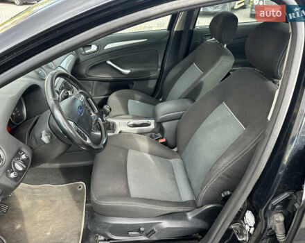 Чорний Форд Мондео, об'ємом двигуна 2 л та пробігом 285 тис. км за 4500 $, фото 17 на Automoto.ua