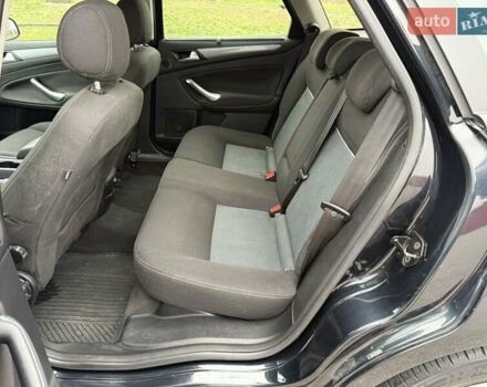 Черный Форд Мондео, объемом двигателя 2 л и пробегом 315 тыс. км за 4300 $, фото 10 на Automoto.ua