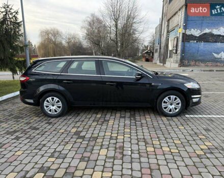 Чорний Форд Мондео, об'ємом двигуна 2 л та пробігом 245 тис. км за 7300 $, фото 3 на Automoto.ua