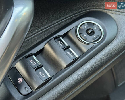 Черный Форд Мондео, объемом двигателя 1.6 л и пробегом 232 тыс. км за 8899 $, фото 35 на Automoto.ua