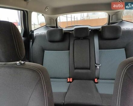 Черный Форд Мондео, объемом двигателя 1.6 л и пробегом 147 тыс. км за 8000 $, фото 28 на Automoto.ua