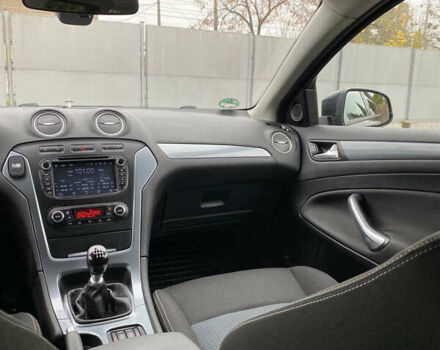 Чорний Форд Мондео, об'ємом двигуна 1.6 л та пробігом 190 тис. км за 7100 $, фото 50 на Automoto.ua