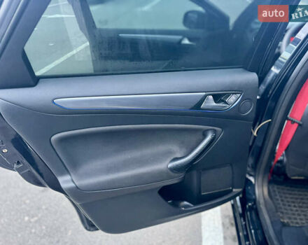 Черный Форд Мондео, объемом двигателя 1.56 л и пробегом 380 тыс. км за 5900 $, фото 10 на Automoto.ua