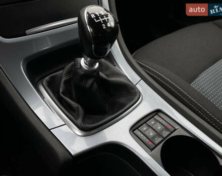 Чорний Форд Мондео, об'ємом двигуна 1.6 л та пробігом 190 тис. км за 7100 $, фото 59 на Automoto.ua