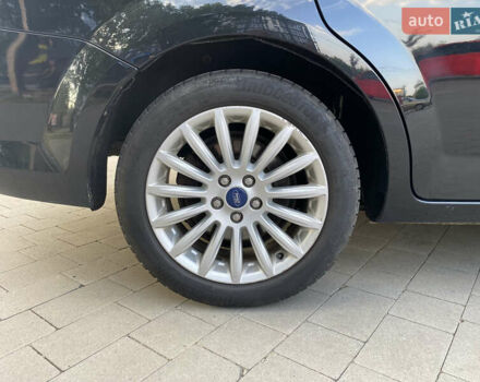 Черный Форд Мондео, объемом двигателя 2 л и пробегом 280 тыс. км за 7000 $, фото 3 на Automoto.ua