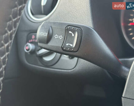 Черный Форд Мондео, объемом двигателя 1.6 л и пробегом 232 тыс. км за 8899 $, фото 45 на Automoto.ua