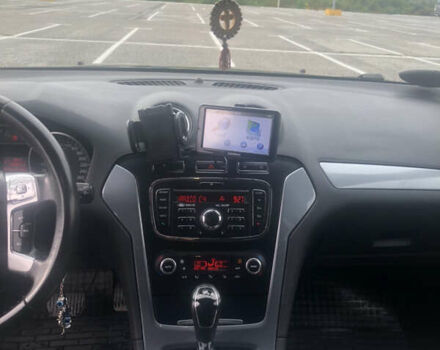 Черный Форд Мондео, объемом двигателя 2 л и пробегом 320 тыс. км за 8200 $, фото 3 на Automoto.ua