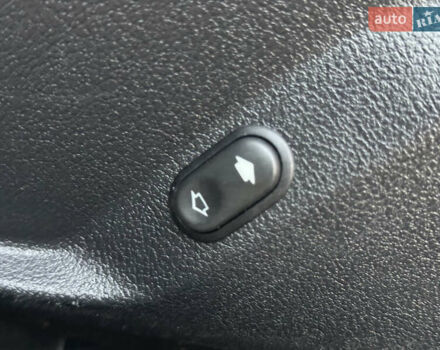 Черный Форд Мондео, объемом двигателя 1.6 л и пробегом 232 тыс. км за 8899 $, фото 39 на Automoto.ua