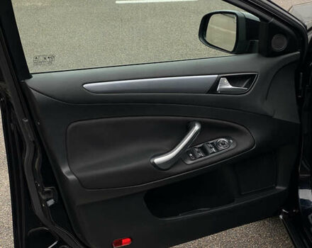 Чорний Форд Мондео, об'ємом двигуна 1.6 л та пробігом 190 тис. км за 7100 $, фото 31 на Automoto.ua