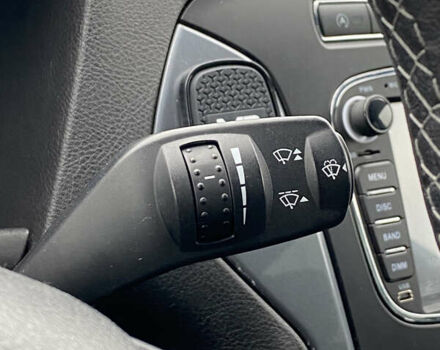 Чорний Форд Мондео, об'ємом двигуна 1.6 л та пробігом 190 тис. км за 7100 $, фото 53 на Automoto.ua