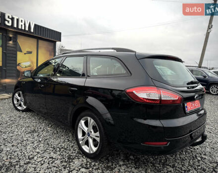 Черный Форд Мондео, объемом двигателя 1.6 л и пробегом 232 тыс. км за 8999 $, фото 13 на Automoto.ua