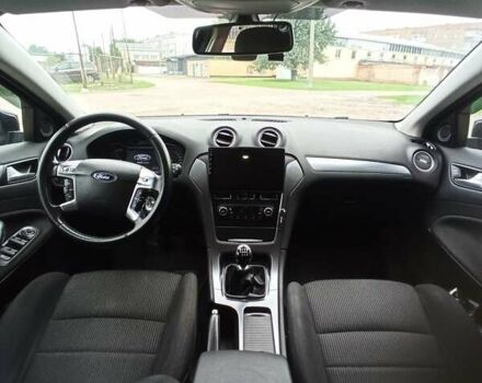 Чорний Форд Мондео, об'ємом двигуна 2 л та пробігом 326 тис. км за 8500 $, фото 12 на Automoto.ua