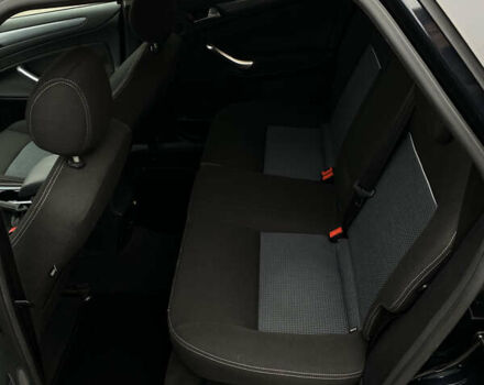 Чорний Форд Мондео, об'ємом двигуна 1.6 л та пробігом 190 тис. км за 7100 $, фото 39 на Automoto.ua